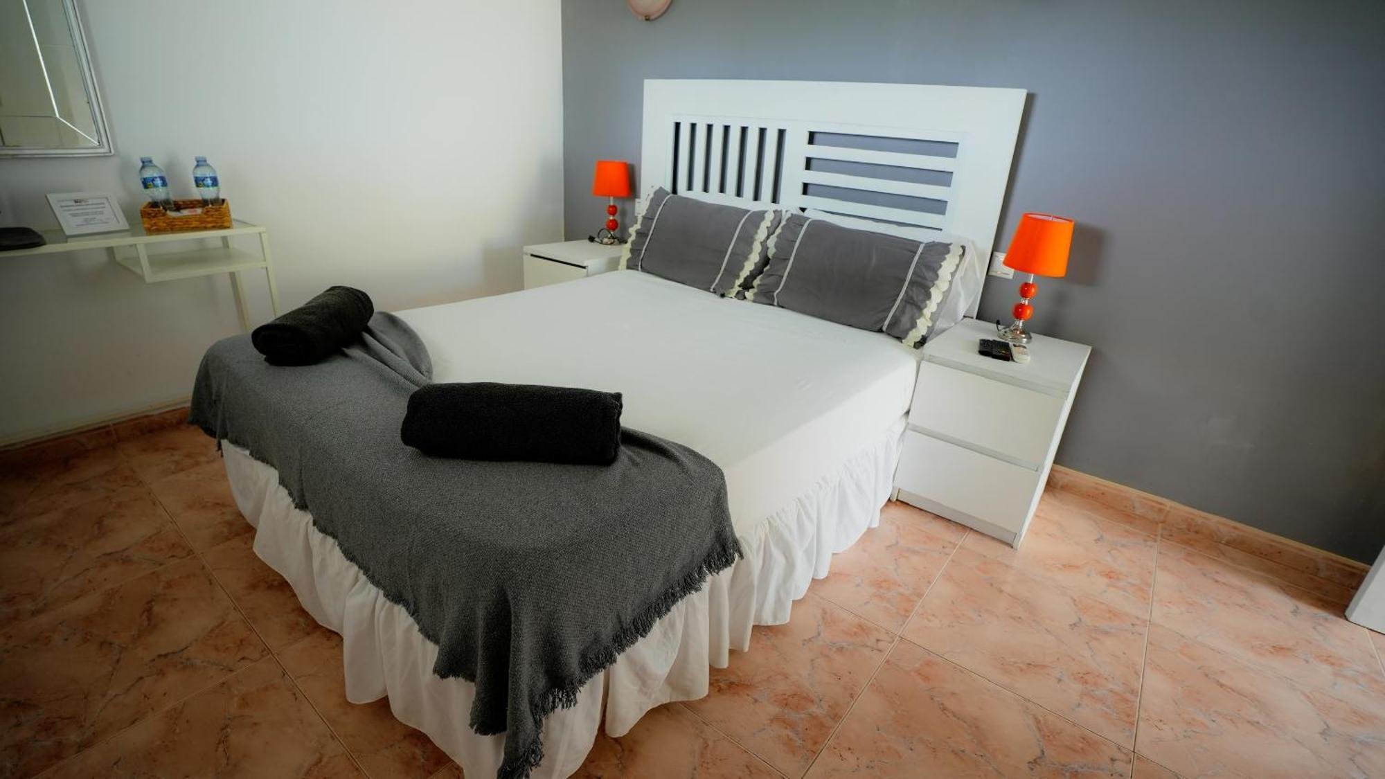 La Casa De Mima Bed and Breakfast Cubelles Værelse billede