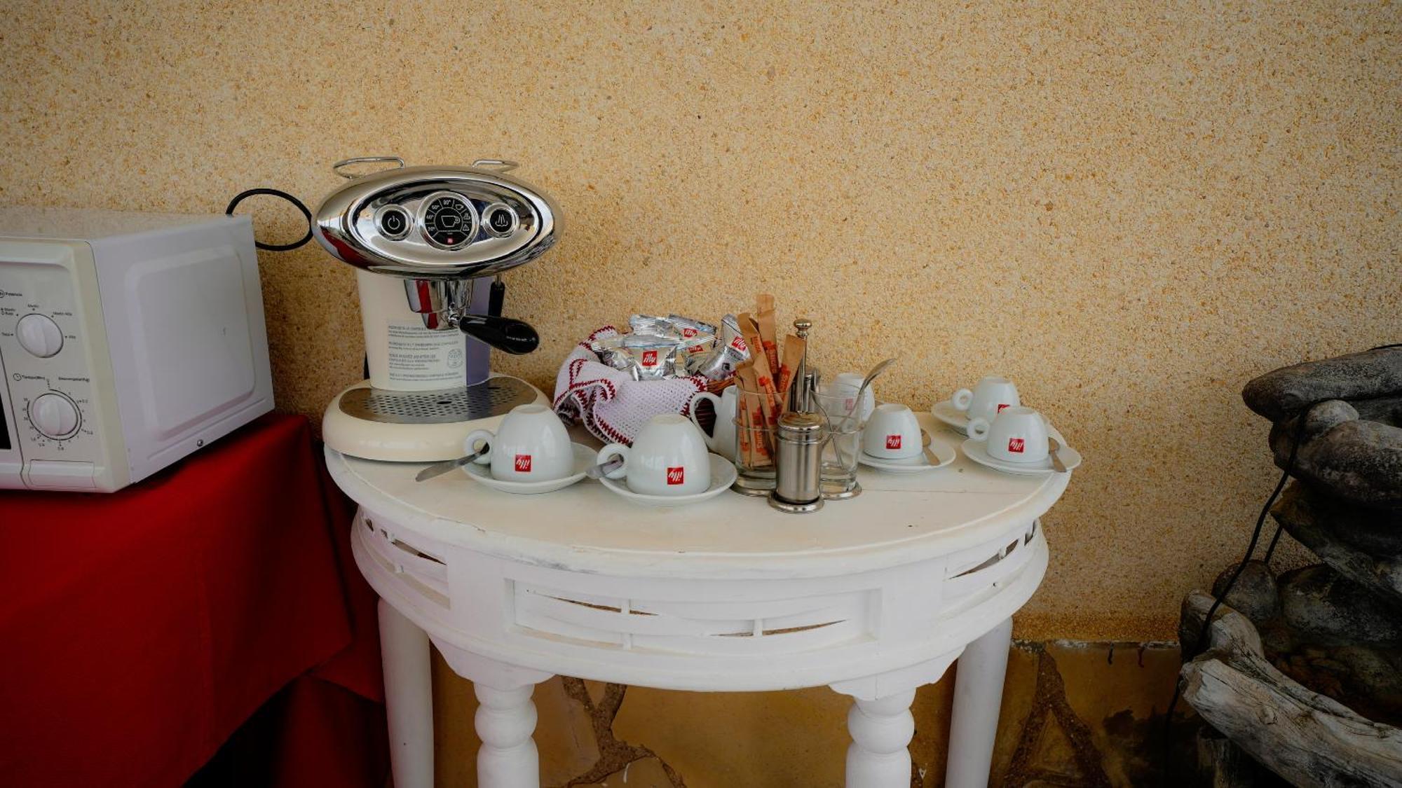 La Casa De Mima Bed and Breakfast Cubelles Eksteriør billede